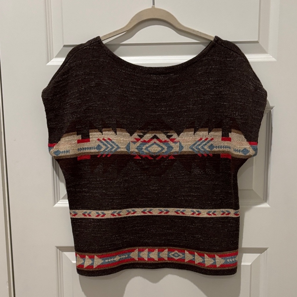 Tribal Pattern Knit Top - Picture 2 of 4